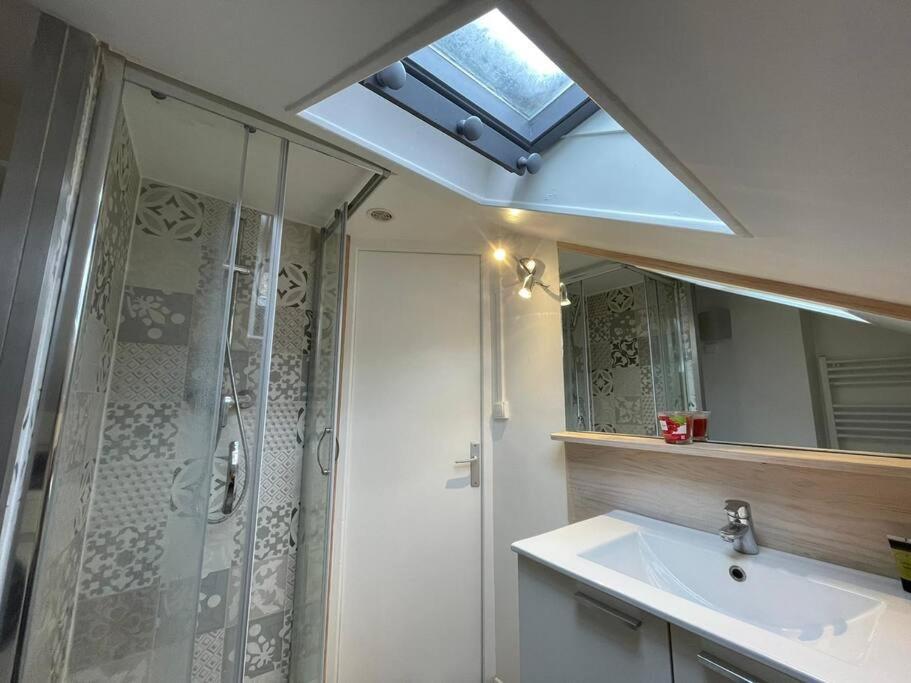 Le Cinq Sens, Studio Proche De La Gare Apartamento Pontoise Exterior foto